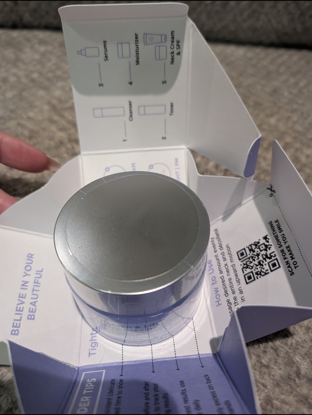 GoPure Tighten & Lift Neck Cream - Picture 3 of 4